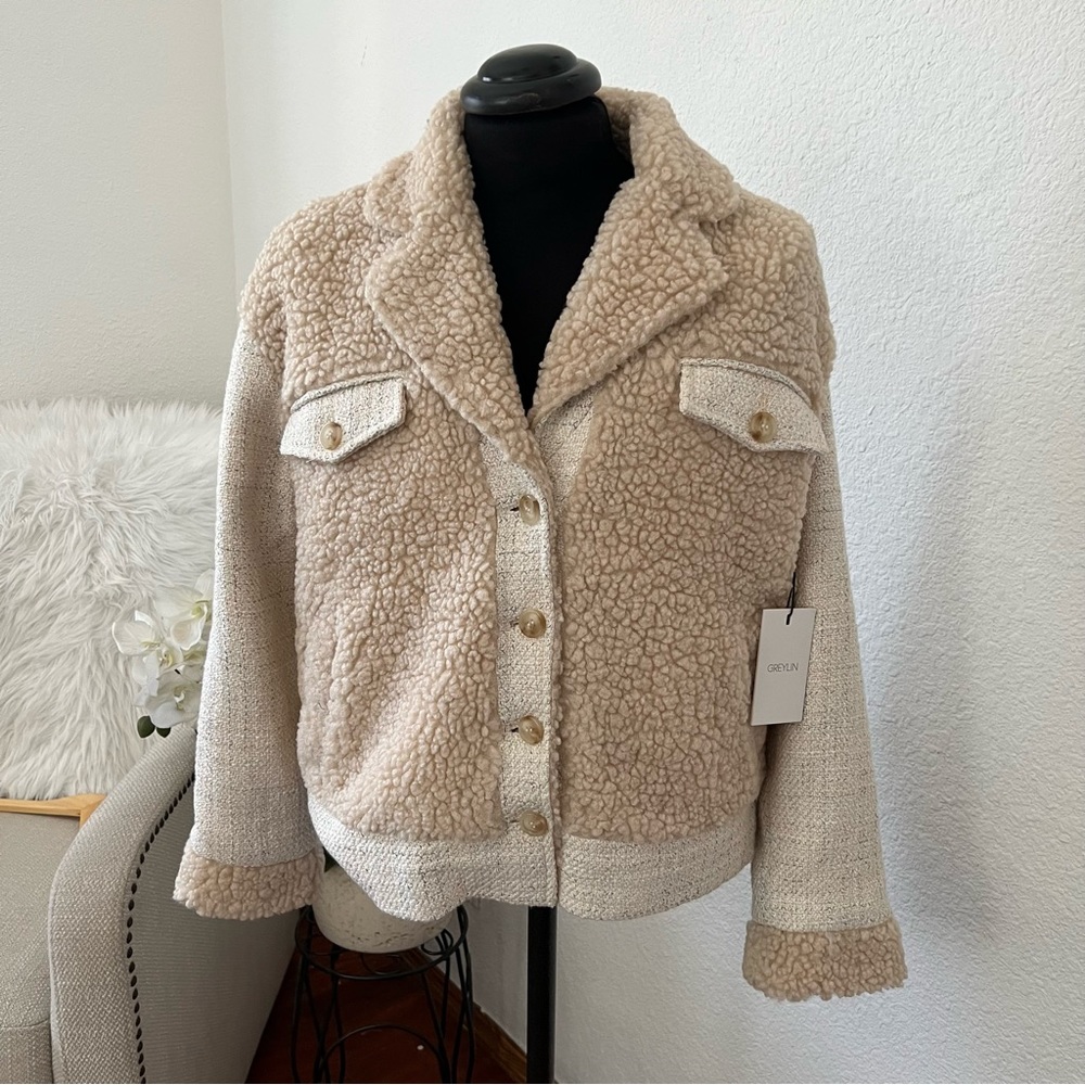 NWT GREYLIN  Kayla Tweed Sherpa oversized Jacket S.